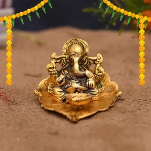 Craftvatika Return Gift Ganesh Idol On Leaf